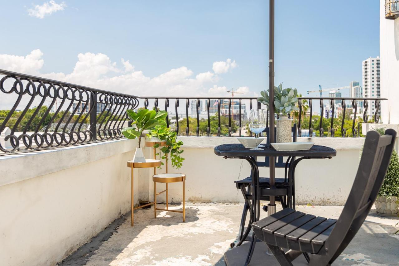 Home Miami Downtown With Balcony - 5 Minutes From Wynwood & Port - Art District Near Beach Luaran gambar