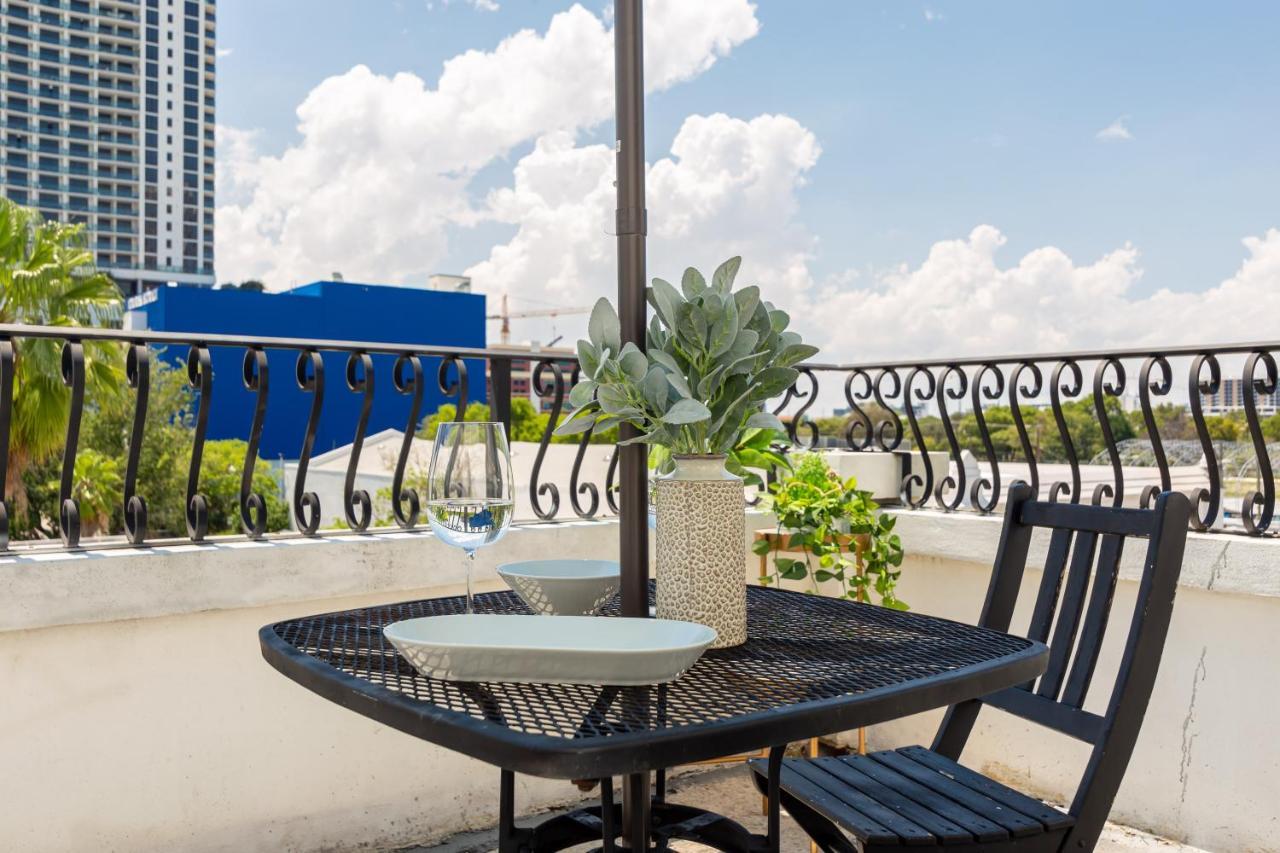 Home Miami Downtown With Balcony - 5 Minutes From Wynwood & Port - Art District Near Beach Luaran gambar