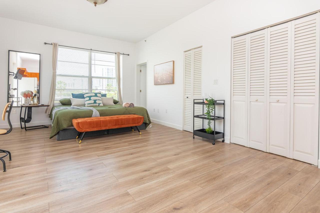 Home Miami Downtown With Balcony - 5 Minutes From Wynwood & Port - Art District Near Beach Luaran gambar
